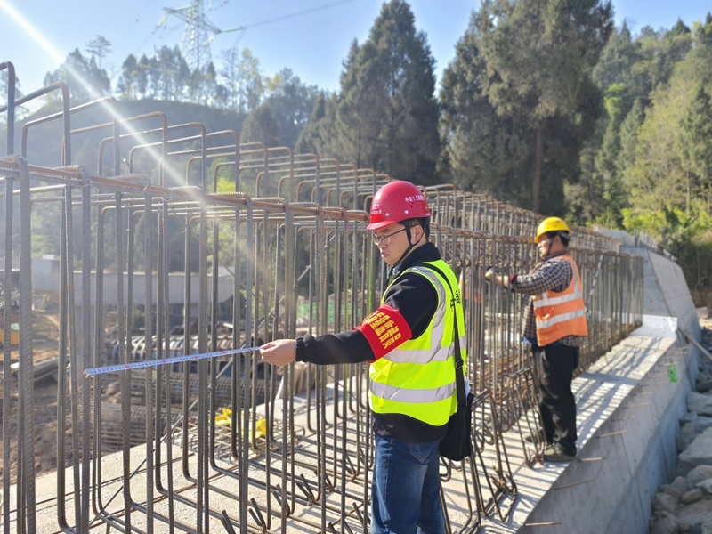 月度之星“曹冬冬”.jpg 月度之星“曹冬冬”.jpg